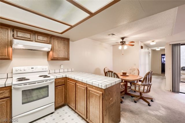 1882 Camino Verde Lane, Las Vegas, NV 89119
