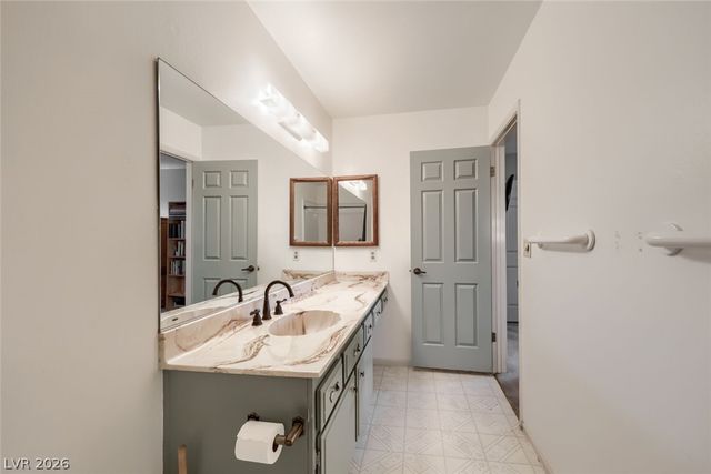 1882 Camino Verde Lane, Las Vegas, NV 89119