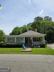 125 Fisher Avenue, Fayetteville, GA 30214
