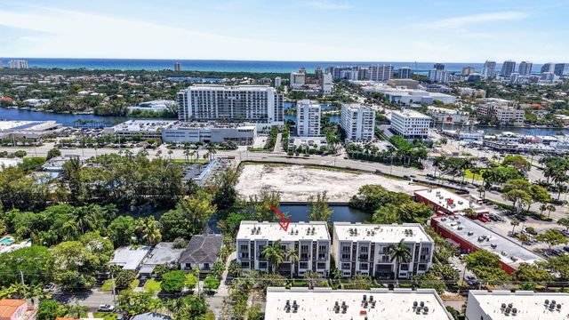 1044 NE 18th Avenue 203, Fort Lauderdale, FL 33304