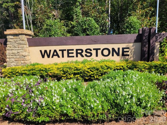 4455 Reed Creek Drive 102, Sherrills Ford, NC 28673