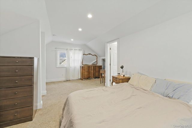 33 Althouse Avenue, East Rockaway, NY 11518