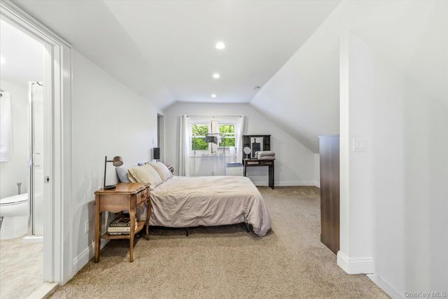 33 Althouse Avenue, East Rockaway, NY 11518