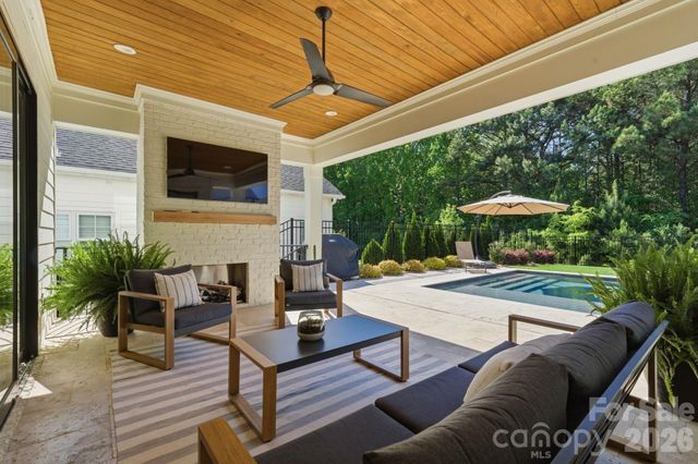 12016 Cambridge Square Drive, Cornelius, NC 28031