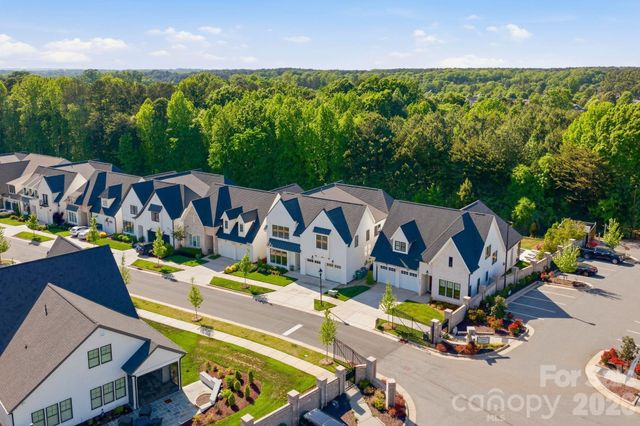12016 Cambridge Square Drive, Cornelius, NC 28031
