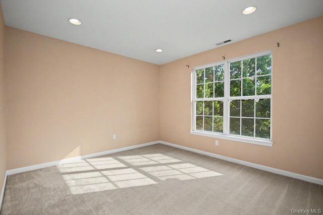 427 Vassar Place, Fishkill, NY 12524