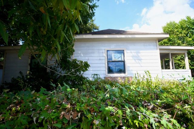 3036 Dennis Street, Houston, TX 77004