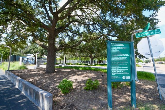 3036 Dennis Street, Houston, TX 77004