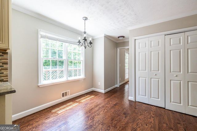1093 Wash Lee Drive SW, Lilburn, GA 30047
