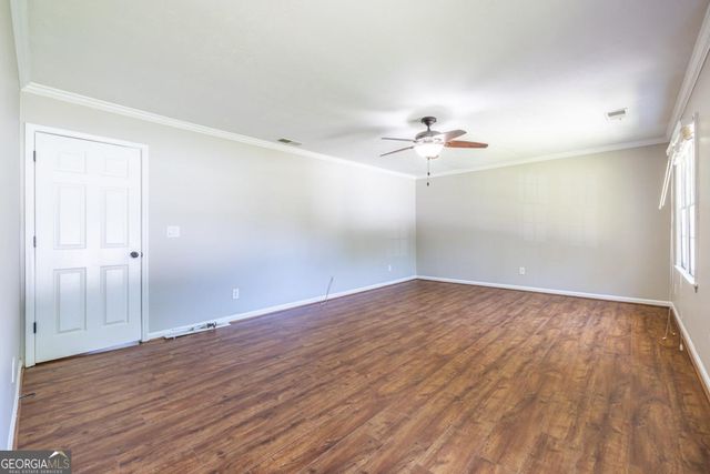 1093 Wash Lee Drive SW, Lilburn, GA 30047