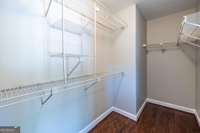 1093 Wash Lee Drive SW, Lilburn, GA 30047
