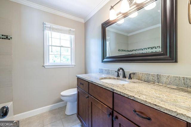 1093 Wash Lee Drive SW, Lilburn, GA 30047