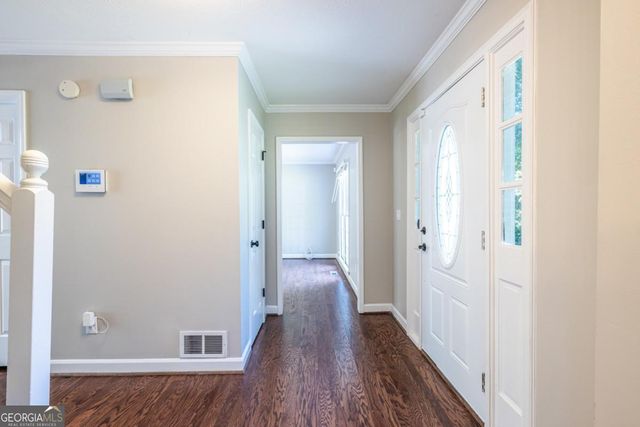 1093 Wash Lee Drive SW, Lilburn, GA 30047