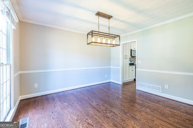 1093 Wash Lee Drive SW, Lilburn, GA 30047