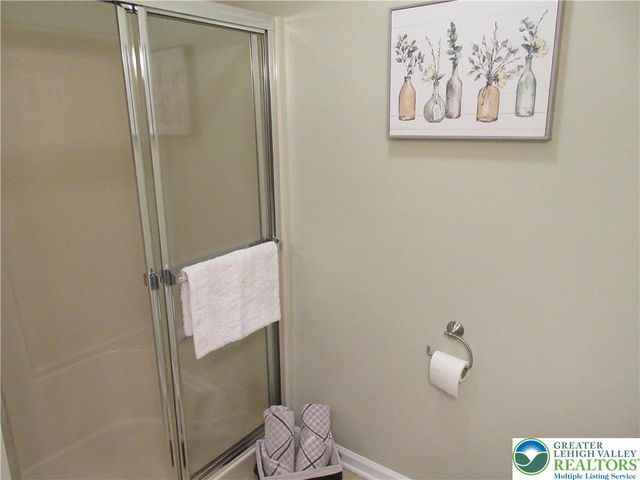4613 cheryl Drive, Hanover Twp, PA 18017