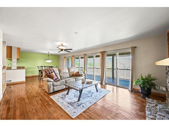 6301 Perry Park Blvd 19, Larkspur, CO 80118