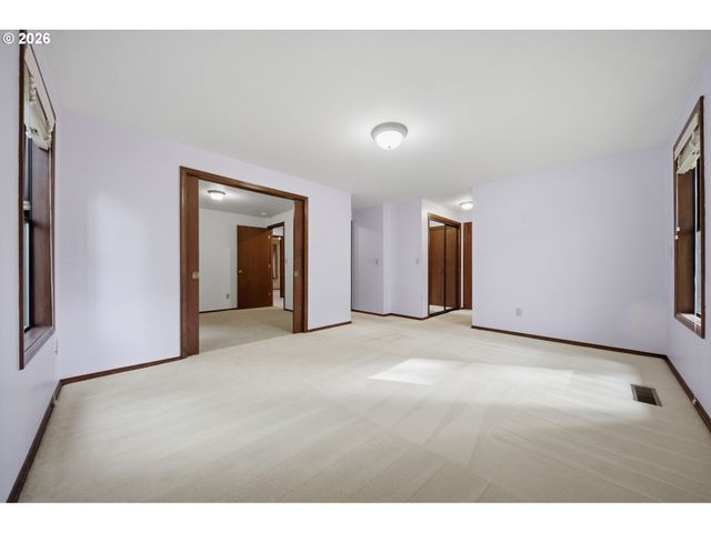 16101 Ne 183RD St, Brush Prairie, WA 98606