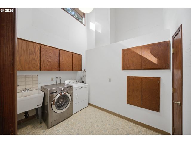 16101 Ne 183RD St, Brush Prairie, WA 98606