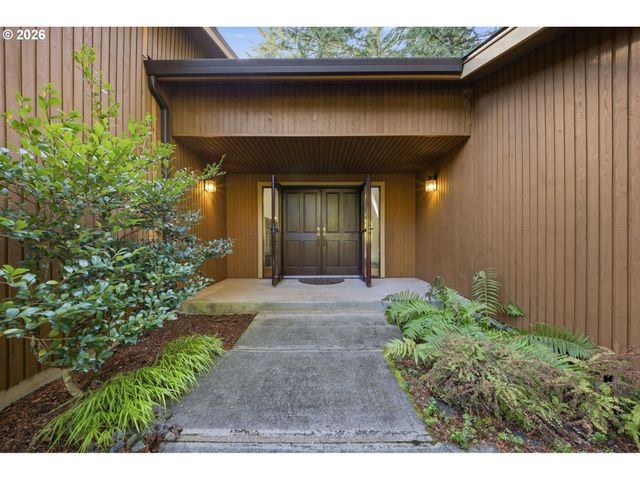 16101 Ne 183RD St, Brush Prairie, WA 98606