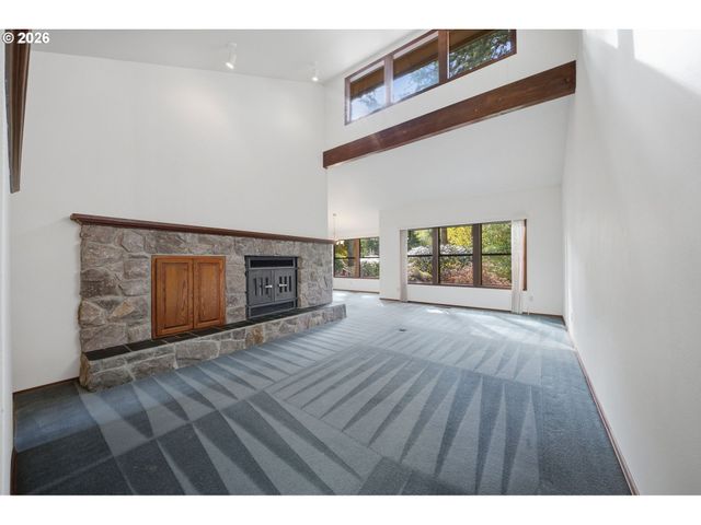 16101 Ne 183RD St, Brush Prairie, WA 98606