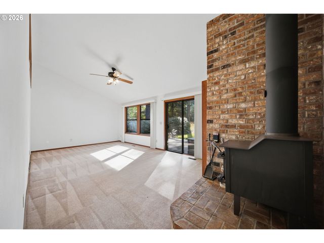 16101 Ne 183RD St, Brush Prairie, WA 98606