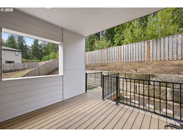 9985 Se ELDERBERRY St, Happy Valley, OR 97086