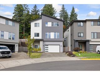 9985 Se ELDERBERRY St, Happy Valley, OR 97086