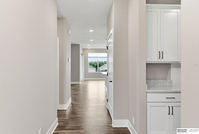 17510 Robin Drive, Omaha, NE 68136