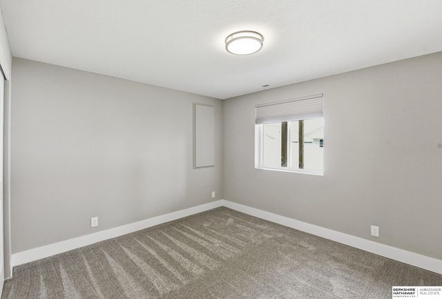 17510 Robin Drive, Omaha, NE 68136