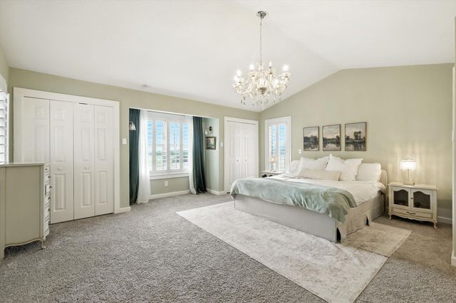 185 Quail Run Court, Decatur, TX 76234