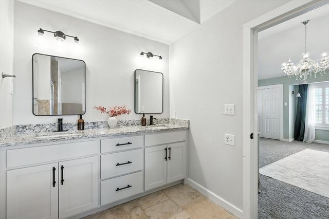 185 Quail Run Court, Decatur, TX 76234