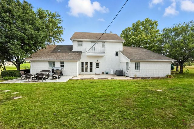 185 Quail Run Court, Decatur, TX 76234