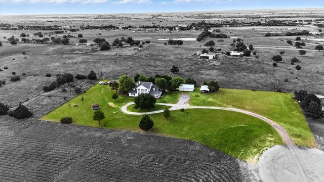 185 Quail Run Court, Decatur, TX 76234