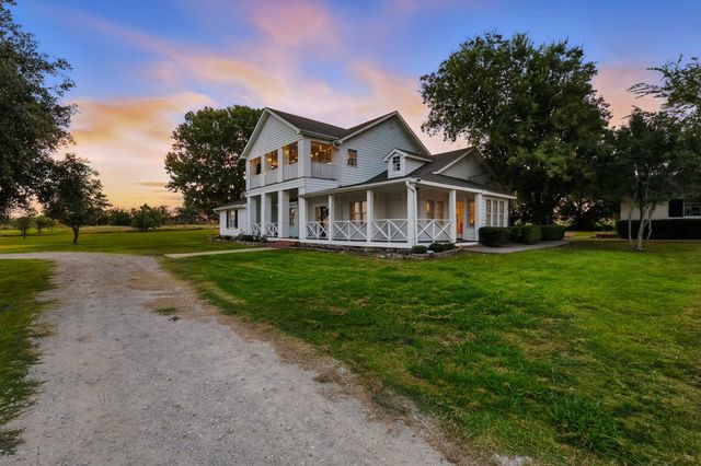 185 Quail Run Court, Decatur, TX 76234