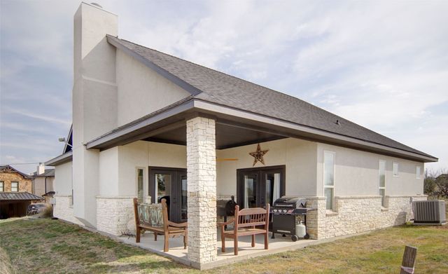 460 Turnberry Loop, Possum Kingdom Lake, TX 76449