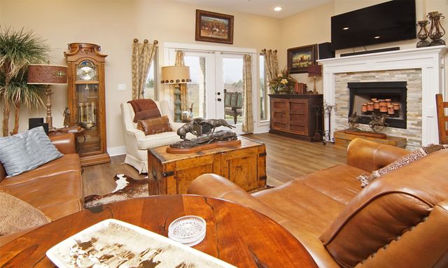 460 Turnberry Loop, Possum Kingdom Lake, TX 76449