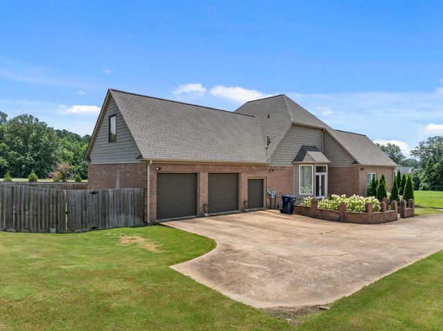 3507 BRIGADE COVE CV, Corinth, MS 38834