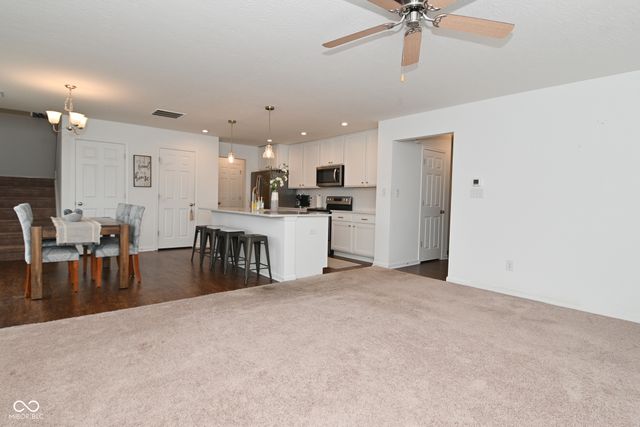 2406 Boneset Drive, Plainfield, IN 46168