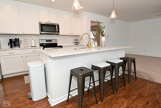 2406 Boneset Drive, Plainfield, IN 46168