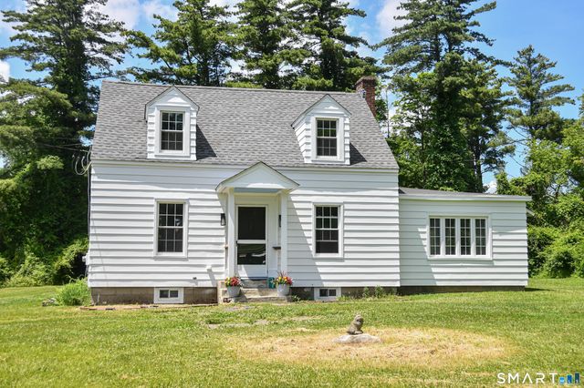 142 Gay Street, Sharon, CT 06069
