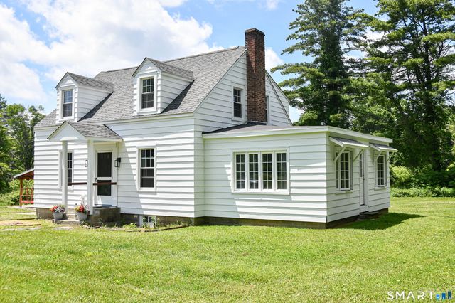 142 Gay Street, Sharon, CT 06069