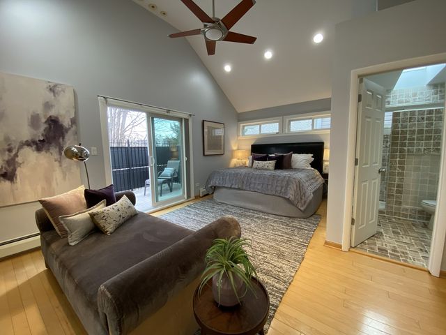 4114 N Bell Avenue, Chicago, IL 60618