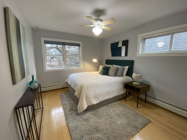 4114 N Bell Avenue, Chicago, IL 60618