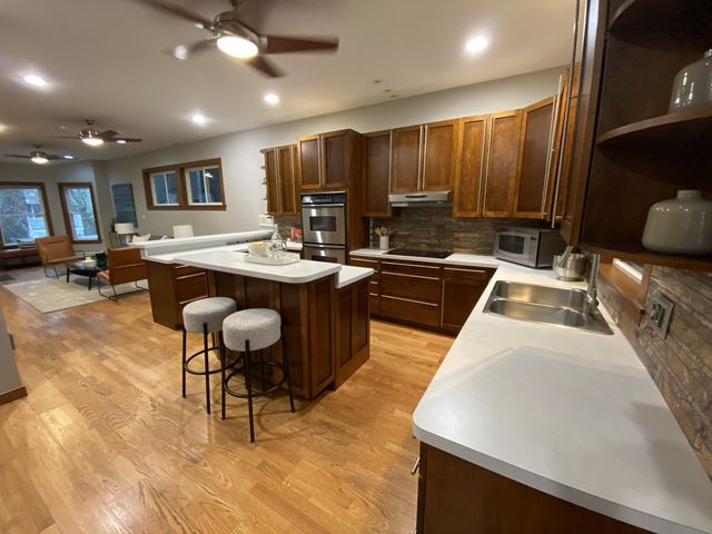 4114 N Bell Avenue, Chicago, IL 60618