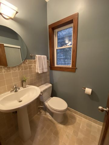 4114 N Bell Avenue, Chicago, IL 60618