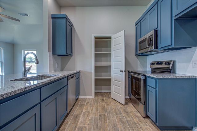 2325 S 28th Terrace, Chickasha, OK 73018