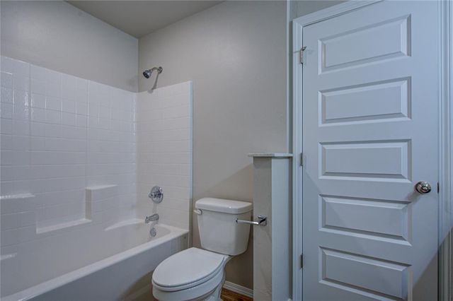 2325 S 28th Terrace, Chickasha, OK 73018