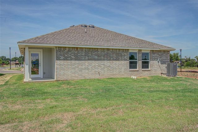 2325 S 28th Terrace, Chickasha, OK 73018