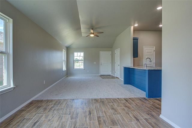 2325 S 28th Terrace, Chickasha, OK 73018