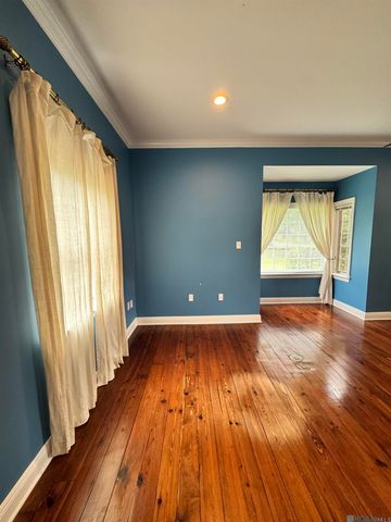 734 Woodview Ct, Baton Rouge, LA 70810